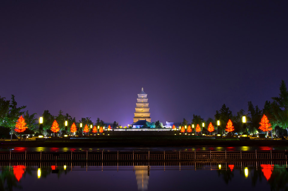 （夕陽(yáng)紅）陜西全景雙臥八日游、保證中下鋪