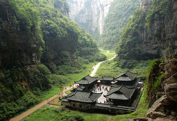 重慶、武隆天坑、仙女山、芙蓉洞、白公館6日